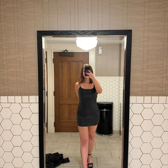 Meet your Posher, Hannah - Picture 11 of 15